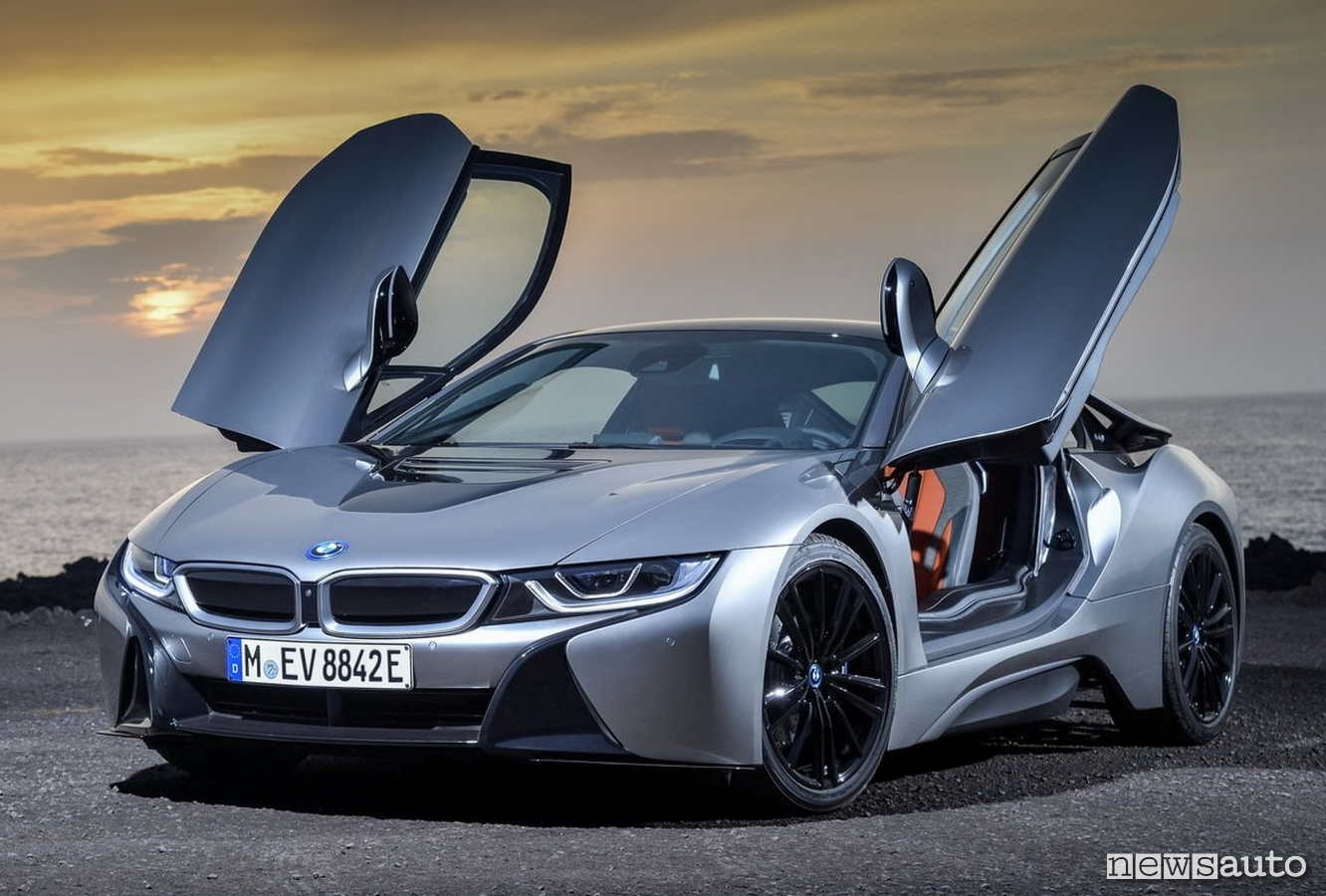 BMW i8 - immagine auto